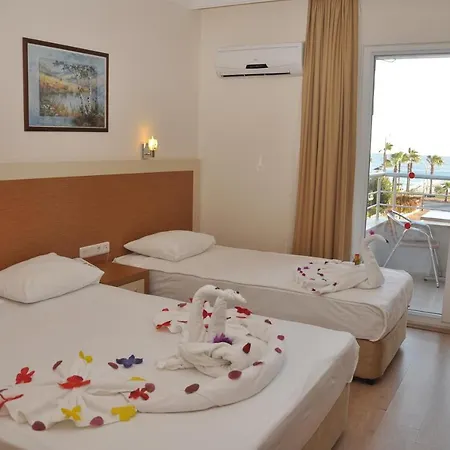 Grand Atilla Hotell