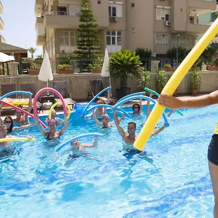 Hotell Grand Atilla 4*