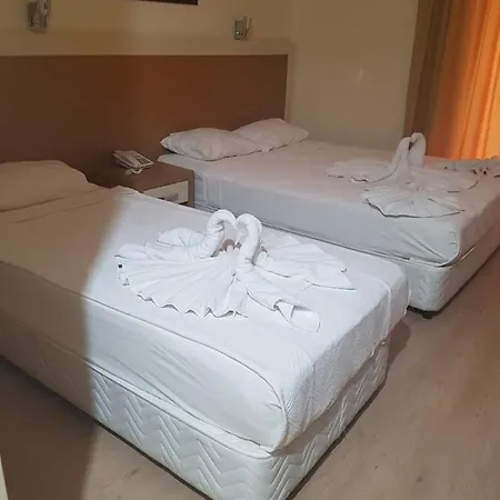 Hotell Grand Atilla 4*